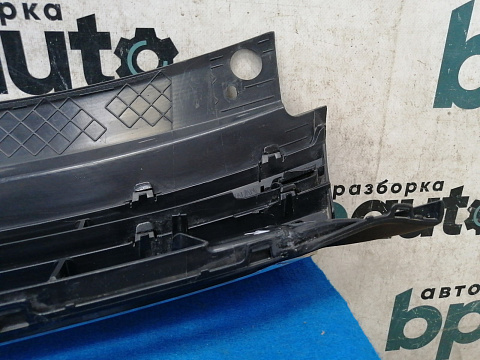 Фотография детали AA028223; Решетка радиатора (5K0853651AL) для Volkswagen Golf/БУ; Оригинал; Р2, Удовлетворительное; . Фото номер 14