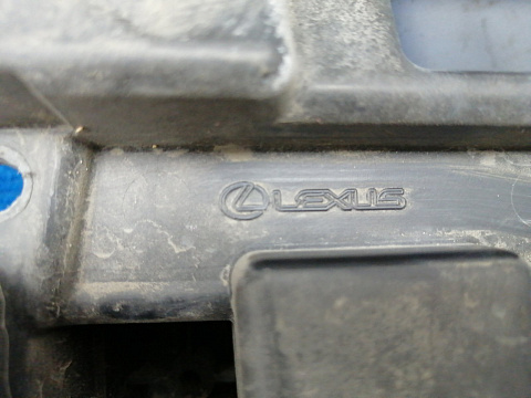 Фотография детали AA014993; Кронштейн решетки радиатора (52719-60020) для Lexus LX570, LX450D рест.2 (2015 - н.в.)/БУ; Оригинал; Р0, Хорошее; . Фото номер 4