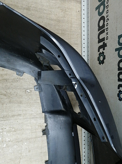 BA000250; Бампер передний, v1.5, v1.8, без отв. под расш.; без паркт.; без омыват. (6400B226229ZZ) для Mitsubishi Lancer/БУ; Оригинал; Р1, Мелкий дефект; 