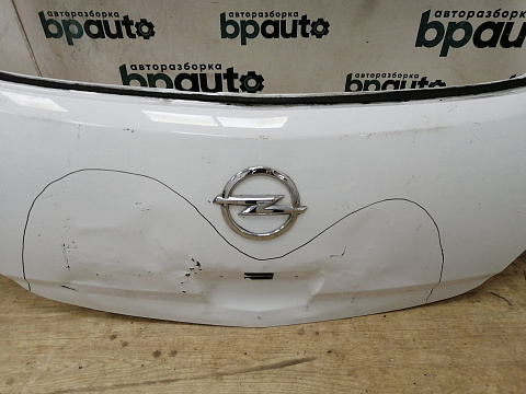 Фотография детали AA038145; Крышка багажника (93189490) для Opel Corsa/БУ; Оригинал; Р3, Под восстановление; . Фото номер 6