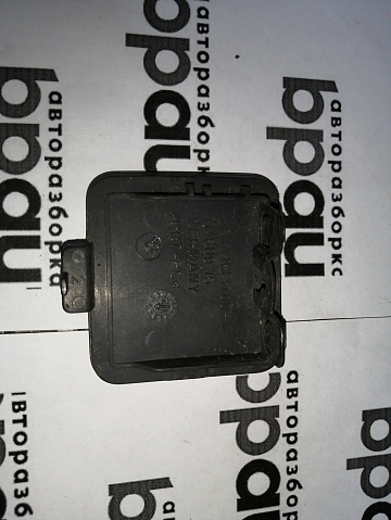 Фотография детали AA045311; Заглушка буксир.крюка переднего бампера (51117033700) для BMW 5 серия Е60 Е61/БУ; Оригинал; Р1, Мелкий дефект; . Фото номер 6