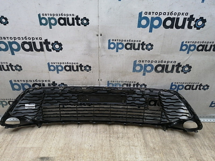 AA045454; Решетка переднего бампера (53112-06820) для Toyota Camry 55 рест.2 (2017 — 2018)/БУ; Оригинал; Р1, Мелкий дефект; 