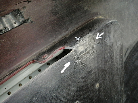 Фотография детали AA044693; Бампер задний; без паркт. (85022-EM00H) для Nissan Tiida/БУ; Оригинал; Р1, Мелкий дефект; . Фото номер 17