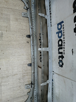 AA046129; Бампер передний; без паркт.; без омыват. (7S71-17757-A) для Ford Mondeo/БУ; Оригинал; Р1, Мелкий дефект; 