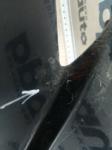 Фотография детали AA045712; Бампер передний; без паркт.; под омыват. (BR5H-50031) для Mazda 3 I (BK) рест. Sedan (2006-2009)/БУ; Оригинал; Р1, Мелкий дефект; . Фото номер 9