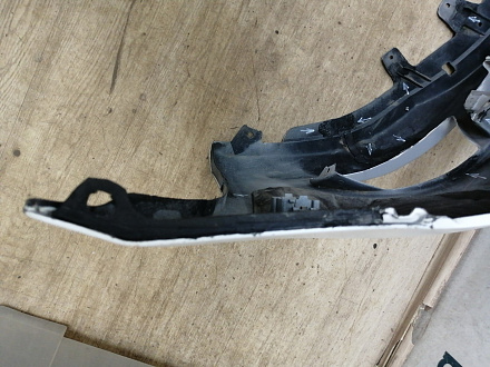 AA040990; Бампер передний; под паркт.; без омыват. (52119-50890) для Lexus LS IV (2006- 2009)/БУ; Оригинал; Р2, Удовлетворительное; 