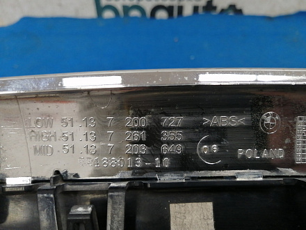 AA034163; Решетка радиатора левая, 12 перемычек (51137200727) для BMW 5 серия F10 F11/БУ; Оригинал; Р1, Мелкий дефект; 