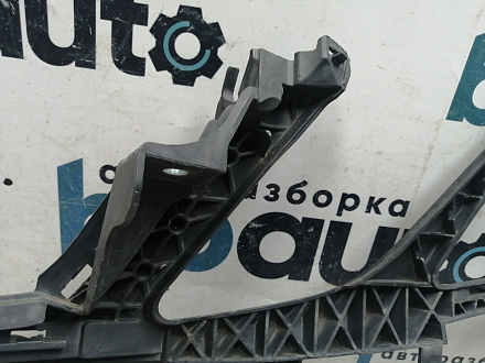 AA045507; Кронштейн, каркас переднего бампера правый, AMG (A2128852265) для Mercedes-Benz E-klasse W212 S212/БУ; Оригинал; Р0, Хорошее; 