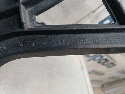 AA045507; Кронштейн, каркас переднего бампера правый, AMG (A2128852265) для Mercedes-Benz E-klasse W212 S212/БУ; Оригинал; Р0, Хорошее; 
