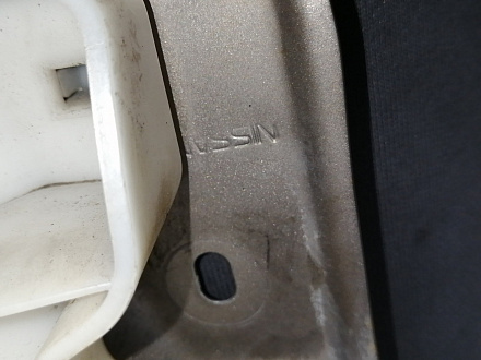 AA045171; Крыло переднее правое (F3100-JD0M0) для Nissan Qashqai/БУ; Оригинал; Р1, Мелкий дефект; 