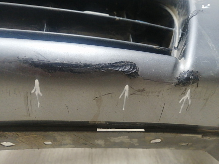 AA046010; Бампер передний; без паркт.; под омыват. (62022-BH10H) для Nissan Note I рест. (2009-2013)/БУ; Оригинал; Р1, Мелкий дефект; 