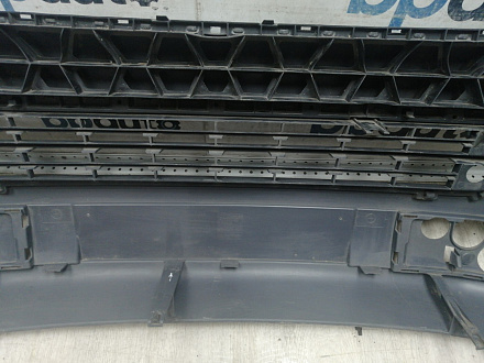 AA045717; Бампер передний; без паркт.; без омыват. (7E0807221) для Volkswagen/БУ; Оригинал; Р1, Мелкий дефект; 