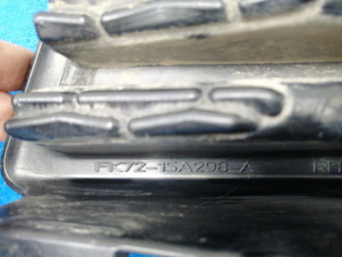 Фотография детали AA028049; Заглушка ПТФ правая (FK72-15A298-A) для Land Rover Discovery Sport I L550 (2014 - 2019)/БУ; Оригинал; Р0, Хорошее; . Фото номер 6