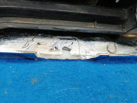 Фотография детали AA033307; Решетка радиатора (86350-3U500) для Kia Sportage III рест. (2014 - 2016)/БУ; Оригинал; Р2, Удовлетворительное; . Фото номер 32