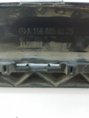 Фотография детали AA002491; Юбка заднего бампера (A 156 885 03 25) для Mercedes-Benz GLA-klasse (X156) (2014-2017)/БУ; Оригинал; Р1, Мелкий дефект; . Фото номер 11