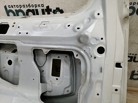 AA032413; Крышка багажника (67005-60L30) для Toyota Land Cruiser Prado/БУ; Оригинал; Р0, Хорошее; (070) Белый перламутр 3х. сл.