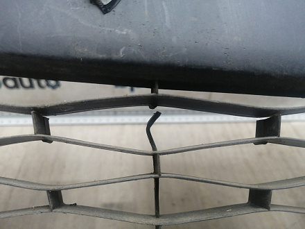 AA045772; Бампер передний; без паркт.; под омыват. (BCW8-50031) для Mazda 3 BL/БУ; Оригинал; Р1, Мелкий дефект; 