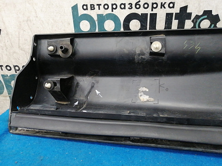 AA031158; Накладка на дверь задняя правая, матовая (DK62-274A48-AB) для Land Rover Range Rover Sport/БУ; Оригинал; Р1, Мелкий дефект; 