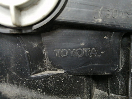 AA016779; Фара светодиодная левая (81185-42680) для Toyota Rav4 40 рест. (2015 — 2019)/БУ; Оригинал; Р1, Мелкий дефект; 
