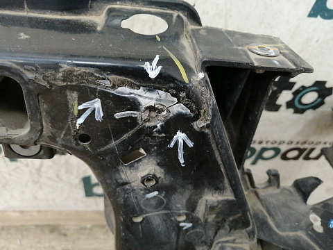 Фотография детали AA028858; Передняя панель (64110-2Y000) для Hyundai IX35/БУ; Оригинал; Р2, Удовлетворительное; . Фото номер 5