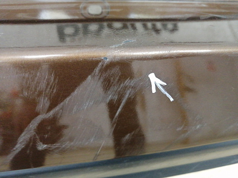 Фотография детали AA032713; Бампер задний; под паркт. (850225291R) для Renault Duster I (2011-2015)/БУ; Оригинал; Р1, Мелкий дефект; . Фото номер 5