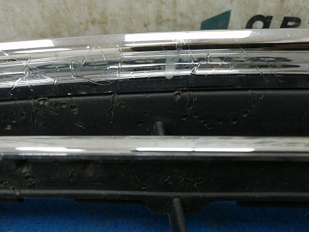 AA032251; Решетка радиатора (DS73-8150-J) для Ford Mondeo/БУ; Оригинал; Р1, Мелкий дефект; 