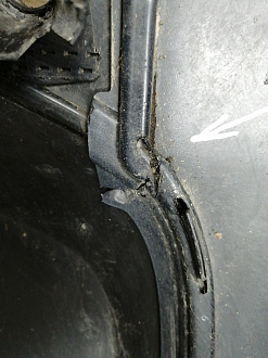 AA045214; Бампер задний; под паркт. (BB53-17D781-A) для Ford Explorer V (2011-2015)/БУ; Оригинал; Р1, Мелкий дефект; 