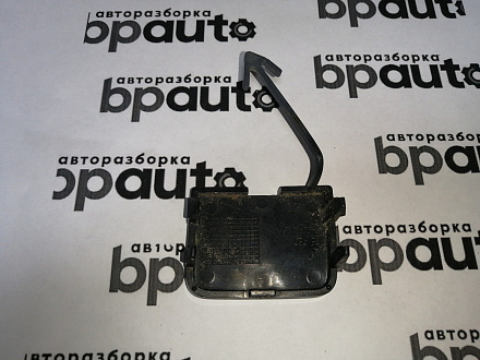 AA045050; Заглушка буксир. крюка заднего бампера (3C5807441) для Volkswagen Passat B6 Sedan (2005-2010)/БУ; Оригинал; Р0, Хорошее; 