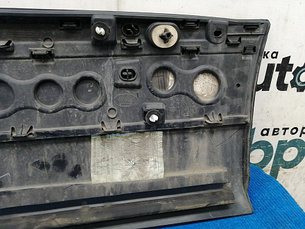 AA024305; Накладка на дверь задняя правая (CK52-274A48-AC) для Land Rover Range Rover/БУ; Оригинал; Р1, Мелкий дефект; 