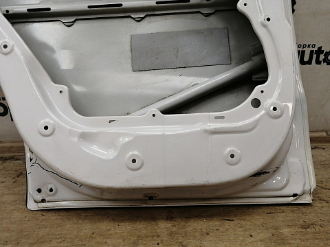 Фотография детали AA038002; Дверь задняя левая (77003-1U010) для Kia Sorento/БУ; Оригинал; Р2, Удовлетворительное; . Фото номер 17