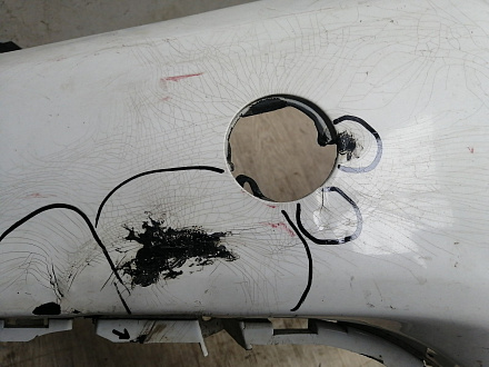 AA045407; Бампер передний; без паркт.; без омыват. (13225746) для Opel Astra/БУ; Оригинал; Р1, Мелкий дефект; 