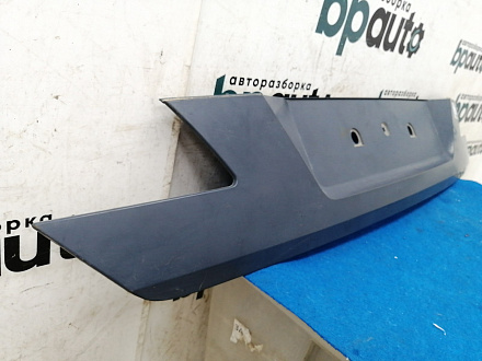Накладка крышки багажника под номер БМВ 7 серия IV Long E66 рест. 2005-2008, новая с дефектом, фото 2