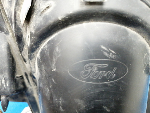 Фотография детали AA023418; Накладка ПТФ правая (DS73-19952-AA) для Ford Mondeo/БУ; Оригинал; Р0, Хорошее; . Фото номер 7