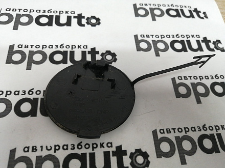 AA045647; Заглушка буксир. крюка переднего бампера (4G0 807 241) для Audi A6 C7/БУ; Оригинал; Р0, Хорошее; 