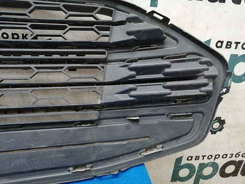 Фотография детали AA028233; Решетка переднего бампера (CN15-17B968) для Ford EcoSport I (2014-2018)/БУ; Оригинал; Р2, Удовлетворительное; . Фото номер 15