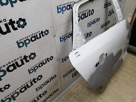 AA045177; Дверь задняя правая (T4A1370) для Jaguar F-Pace I (2016-2020)/БУ; Оригинал; Р1, Мелкий дефект;