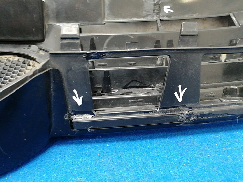 Фотография детали AA028226; Решетка радиатора (7P6853651A) для Volkswagen Touareg II (2010-2014)/БУ; Оригинал; Р1, Мелкий дефект; . Фото номер 10