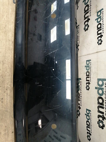 Фотография детали AA037945; Бампер задний; под паркт. (52159-02A20) для Toyota Corolla 180 (2013 - 2016)/БУ; Оригинал; Р1, Мелкий дефект; . Фото номер 4