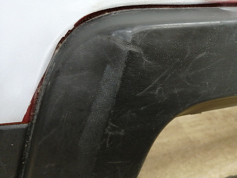 Фотография детали AA033833; Бампер передний; без паркт.; без омыват. (620227924R) для Renault Duster I (2011-2015)/БУ; Оригинал; Р1, Мелкий дефект; . Фото номер 8