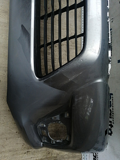 AA044532; Бампер передний; без паркт.; под омыват. (52119-0K840) для Toyota Hilux VIII (2015 - 2020)/БУ; Оригинал; Р1, Мелкий дефект; 