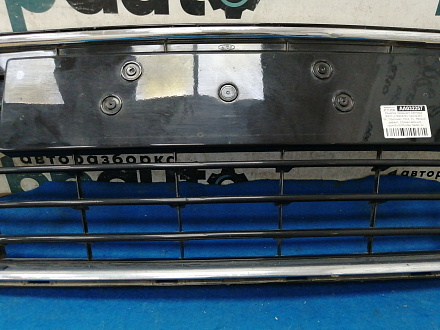 AA032257; Решетка переднего бампера (BS71-17B968-B) для Ford Mondeo/БУ; Оригинал; Р1, Мелкий дефект; 