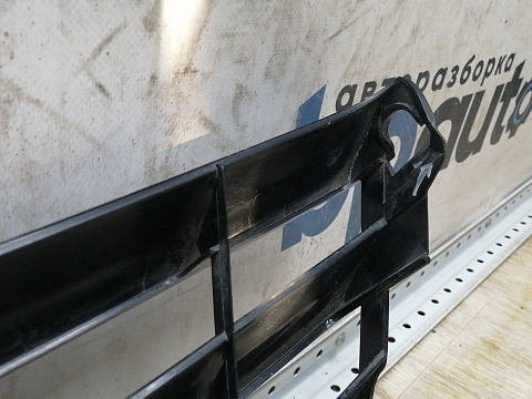 Фотография детали AA045452; Решетка радиатора (A1698801583) для Mercedes-Benz A-klasse II рест. (W169) (2008-2012)/БУ; Оригинал; Р1, Мелкий дефект; . Фото номер 12