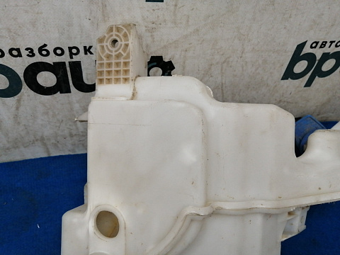 Фотография детали AA033019; Бачок омывателя верняя часть (3C0 955 453 P) для Volkswagen Passat/БУ; Оригинал; Р1, Мелкий дефект; . Фото номер 12