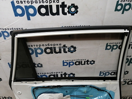 AA045291; Дверь задняя левая, под расширитель, Long (67004-42110) для Toyota Rav4/БУ; Оригинал; Р0, Хорошее; (070) Белый перламутр 3х. сл.