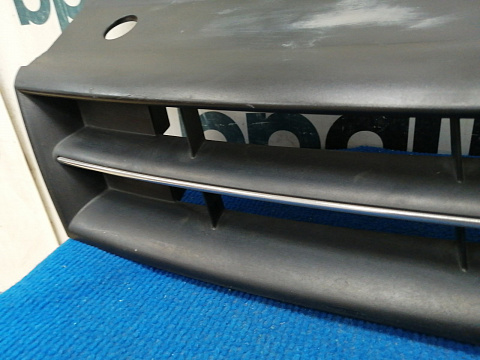 Фотография детали AA037100; Решетка радиатора (6R0853653C) для Volkswagen Polo V Hatchback (2009-2013)/БУ; Оригинал; Р0, Хорошее; . Фото номер 9