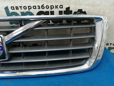 Фотография детали AA032282; Решетка радиатора (30655102) для Volvo S80 II (2006-2010)/БУ; Оригинал; Р1, Мелкий дефект; . Фото номер 4