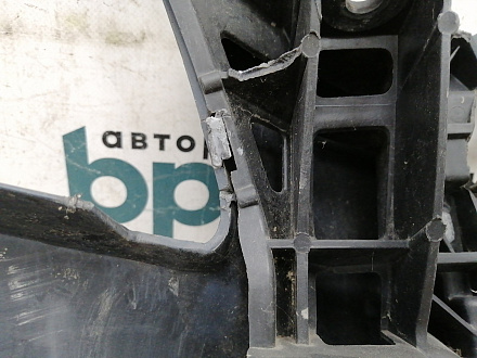 AA028998; Бампер передний; под паркт.; под омыват. (4L0 807 437 H) для Audi Q7 I рест. (2010-2015)/БУ; Оригинал; Р1, Мелкий дефект; 