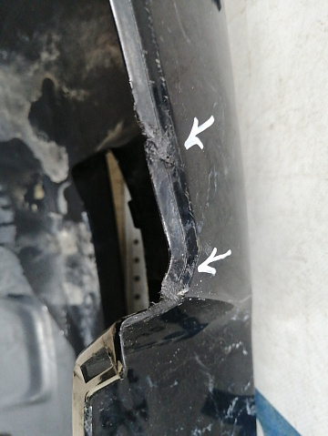 Фотография детали AA045924; Бампер передний; под паркт.; под омыват. (52119-60J00) для Toyota Land Cruiser 200 рест. (2012 — 2015)/БУ; Оригинал; Р1, Мелкий дефект; . Фото номер 15