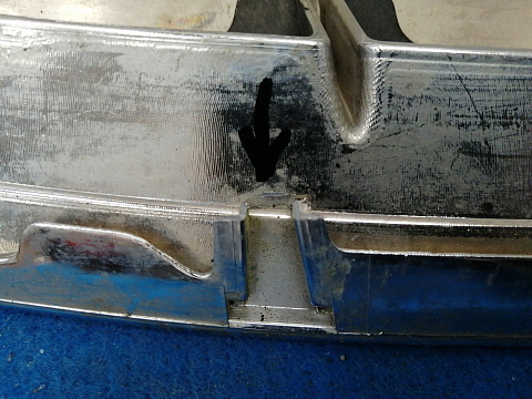 Фотография детали AA033958; Решетка радиатора (86361-3J201) для Hyundai IX55 (2008-2013)/БУ; Оригинал; Р1, Мелкий дефект; . Фото номер 28