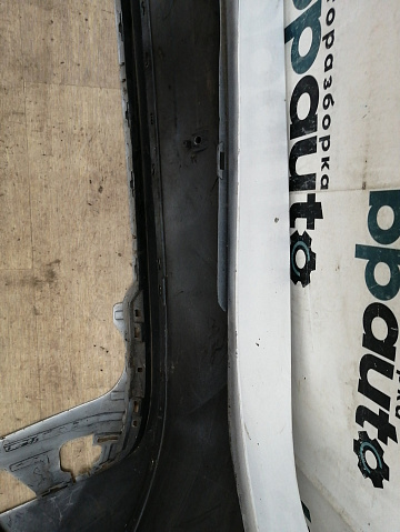 Фотография детали AA037245; Бампер задний, под хром молдинг; без паркт. (13368066) для Opel Astra J рест. HB 5D (2012 - 2015)/БУ; Оригинал; Р1, Мелкий дефект; . Фото номер 9